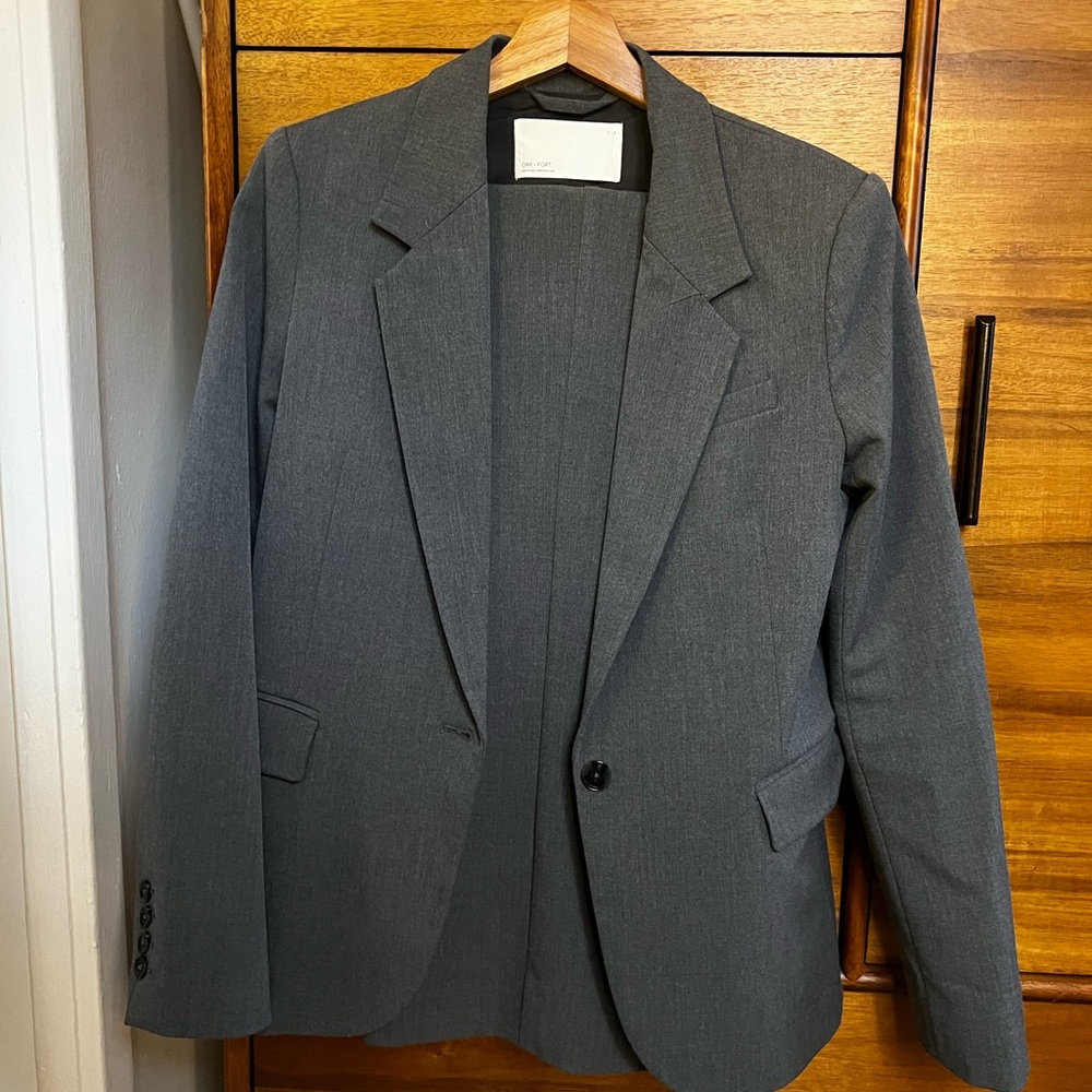 OAK + FORT Charcoal Gray Pantsuit - Picture 3 of 7